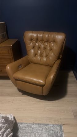 Leather recliner