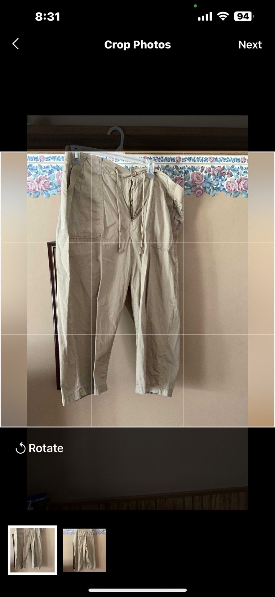 Women’s basic editions tan Capri Pants. Size xl