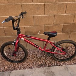 Mongoose Outerlimit BMX Bike