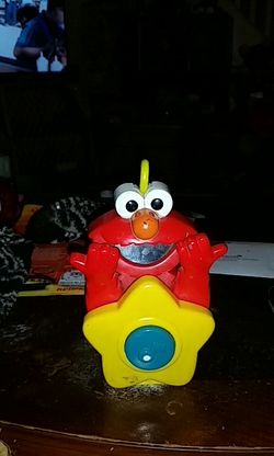 Elmo peek a boo toy