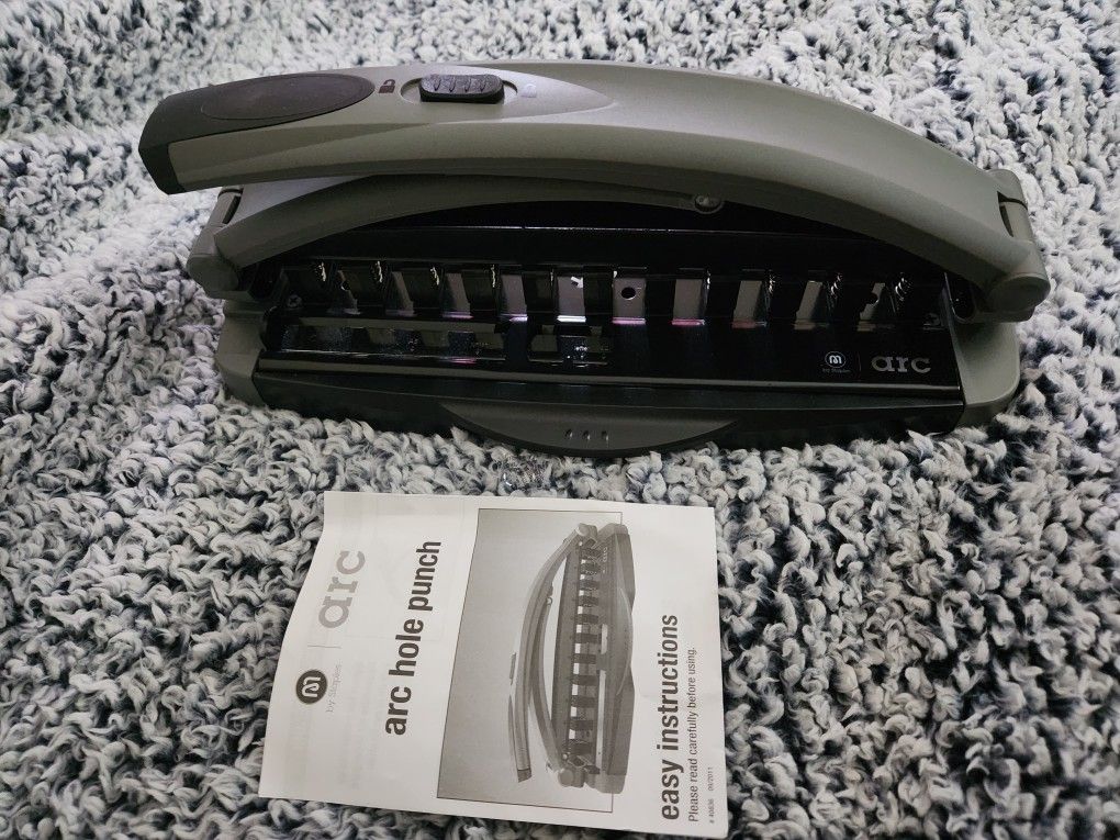 Arc Hole Puncher | $10.00