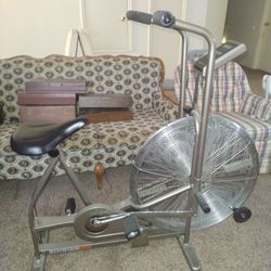 Barely used Vintage Schwinn Airdyne Dual Action Exercise Bike