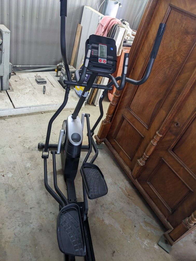 Pro-Form 150i Elliptical