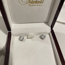 Diamond Earrings (Simulated Diamond) 