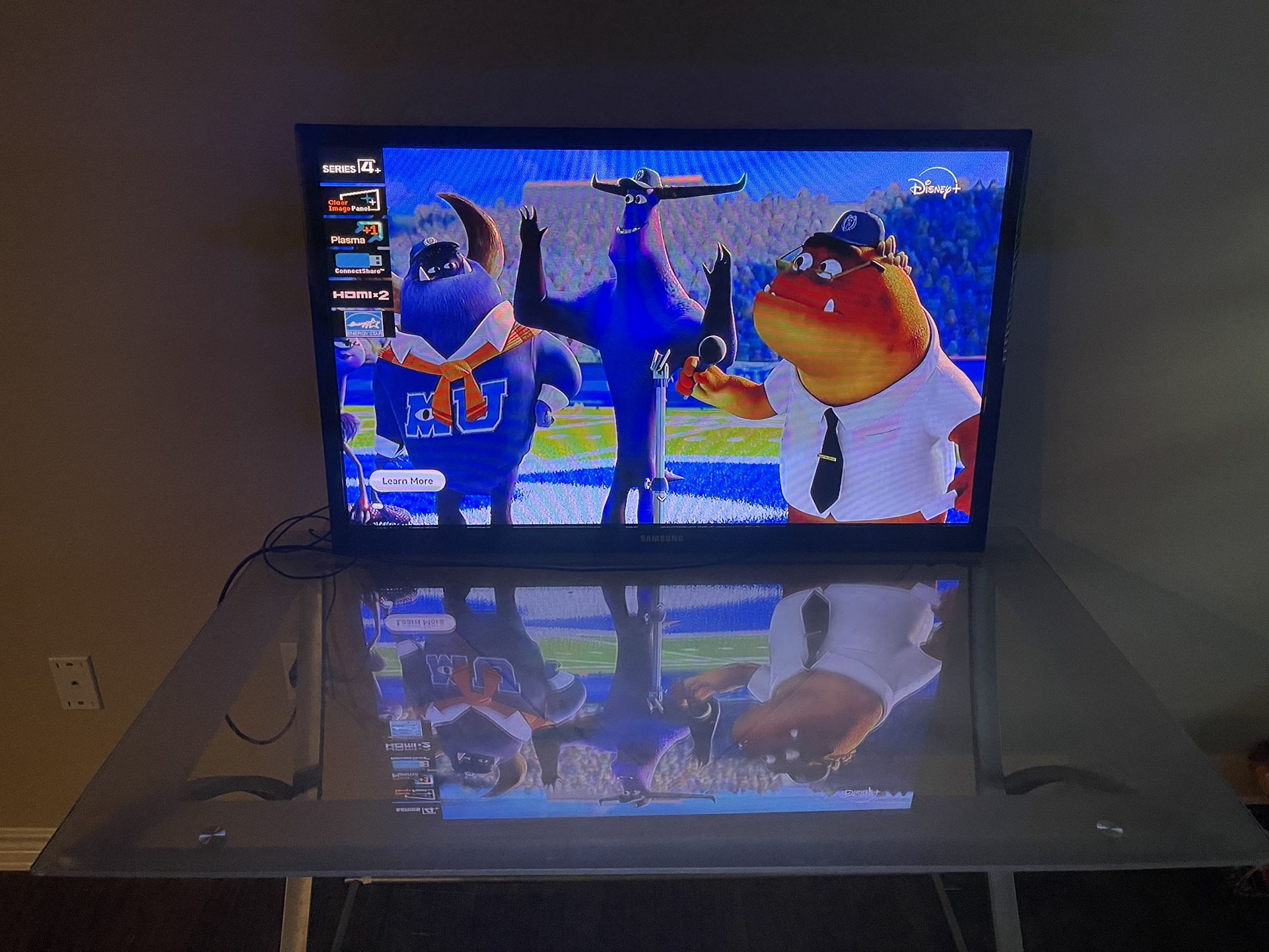 Samsung TV (With Table) 