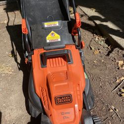 Black And Decker Electric Lawn Mower