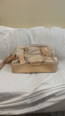 BÉIS ORIGINAL WEEKENDER BAG VOTED MOST POPULAR BY STEWARDESS AROUND THE GLOBE