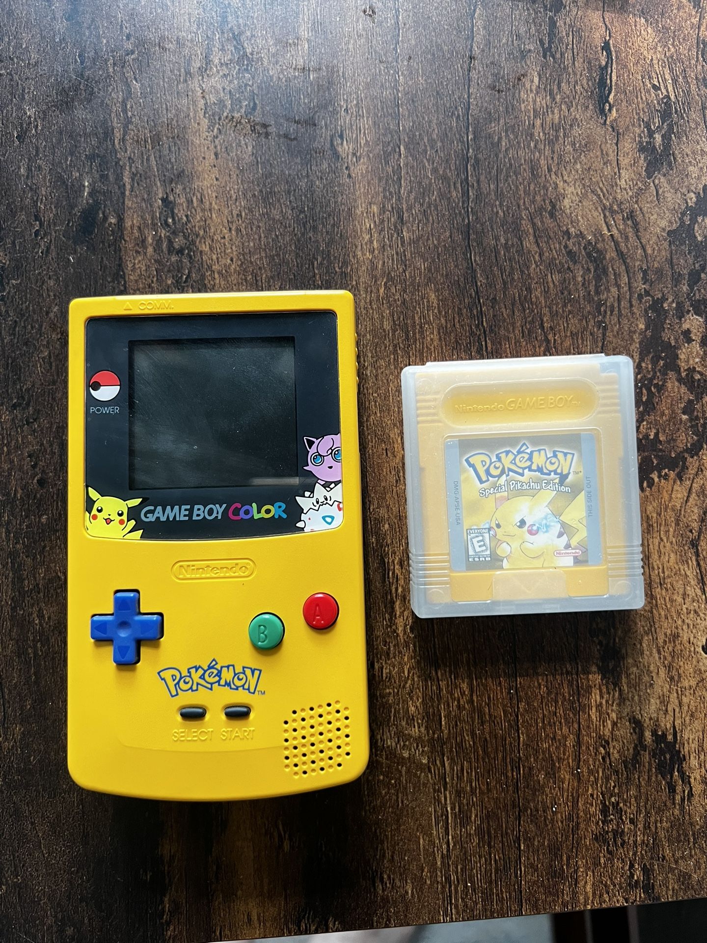 Pokémon Game boy color With Pokémon Yellow