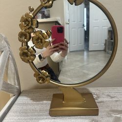 Table Top Vanity Mirror 