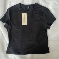 SHEIN Black Slim Fit Cropped T-Shirt