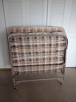 Roll away twin bed