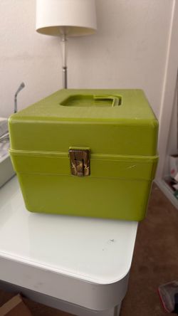 Vintage Green Vintage Plastic Sewing Craft Storage Box