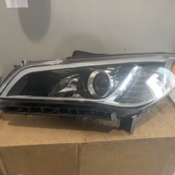 2015-2017 Hyundai Sonata Left Headlight 