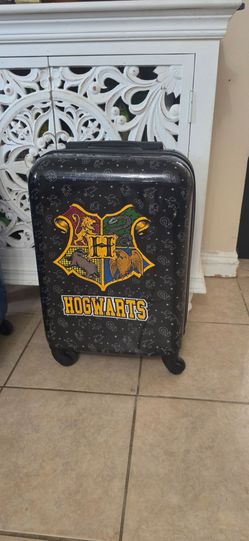 Luggage 🧳 19"