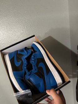 Dark marina blue jordan 1
