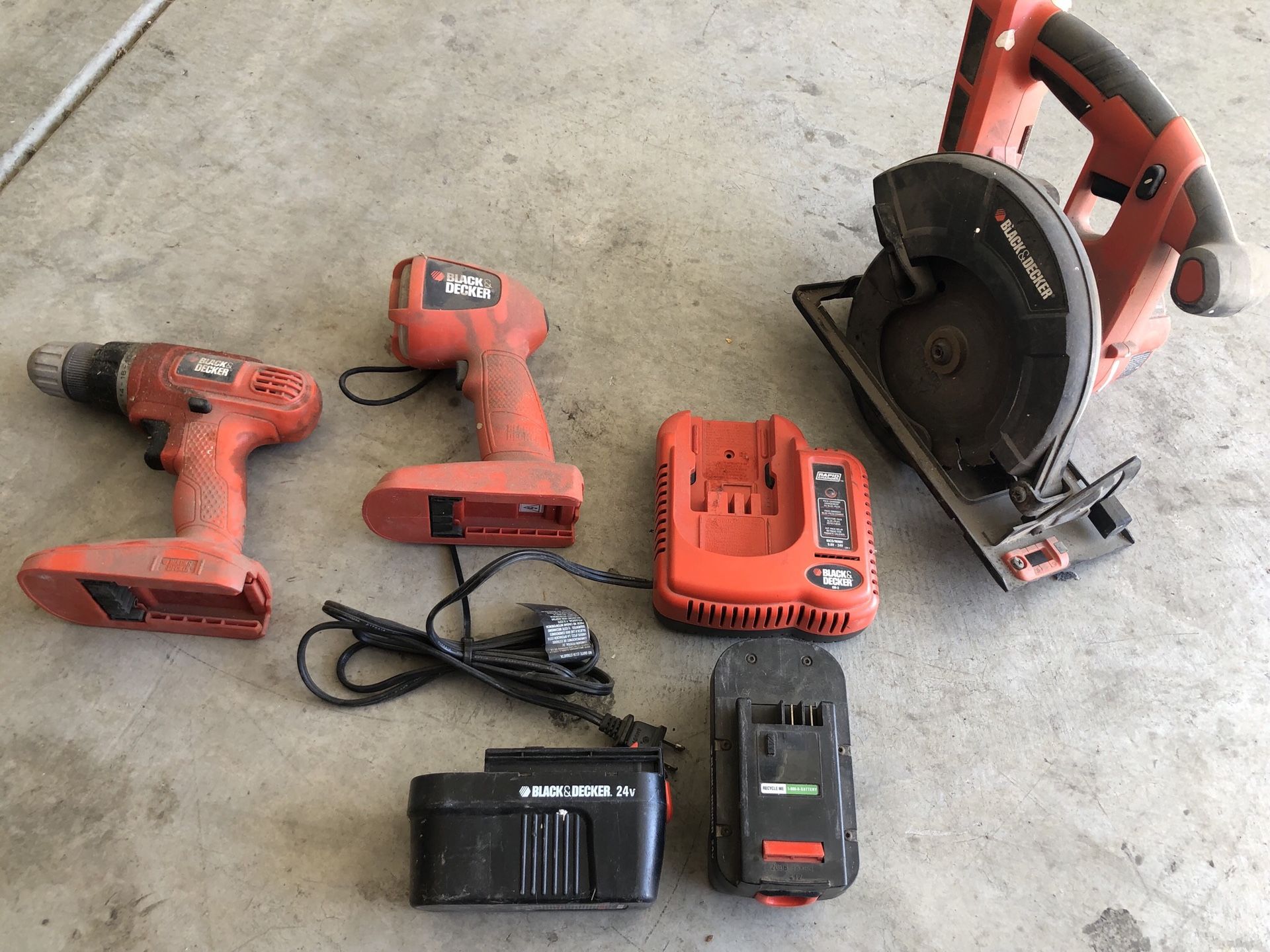 24v 6 piece Black and Decker power tool set.