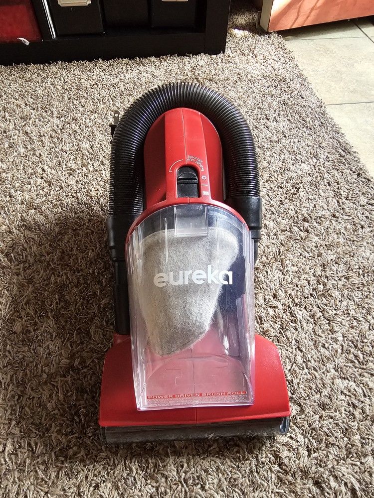 Eureka Easy Clean Handheld Vacuum (USED)