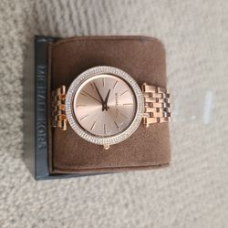 Michael Kors Womans Watch 