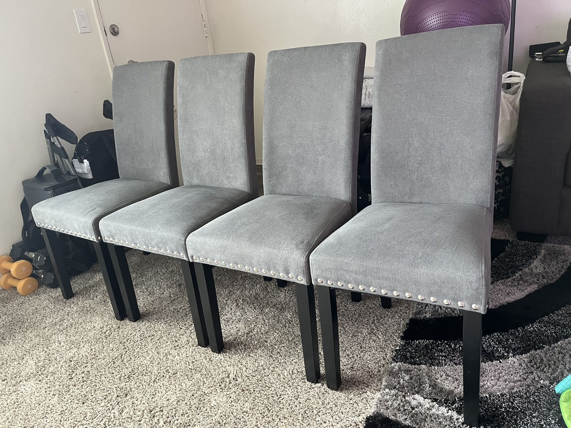 4 Chairs