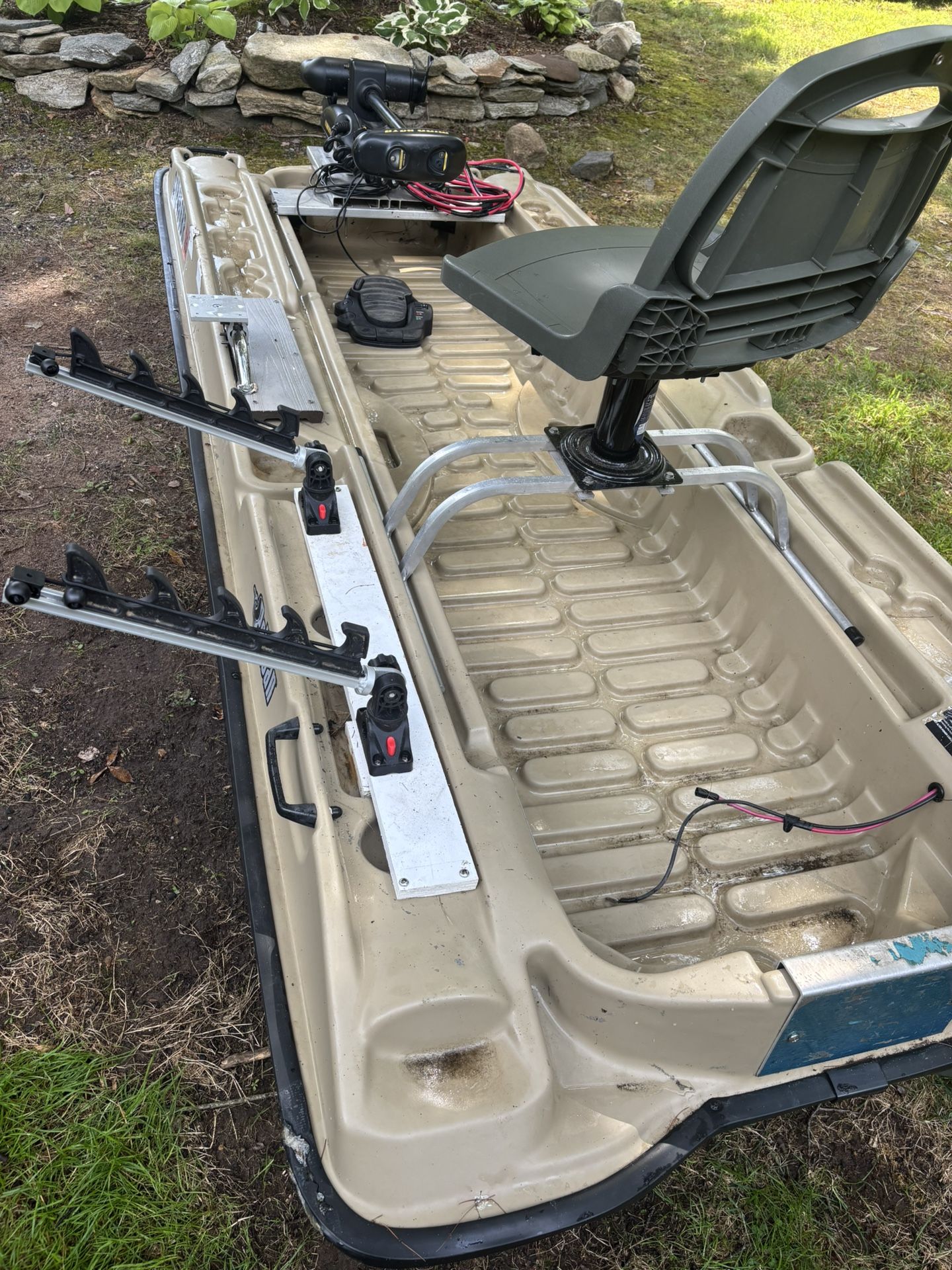 Pelican Bass Raider 10’