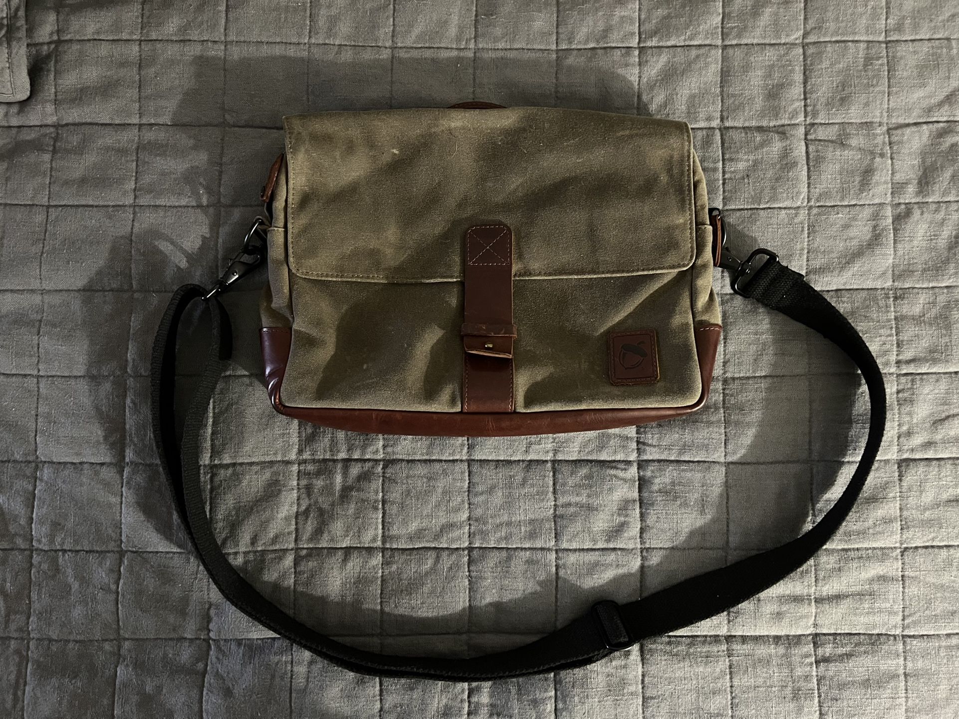 NutSac Satchel 13
