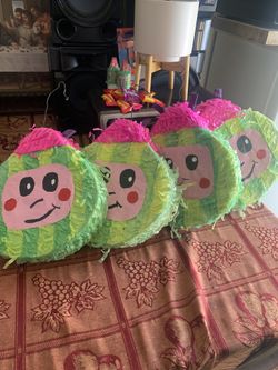Cocomelon Small Piñatas