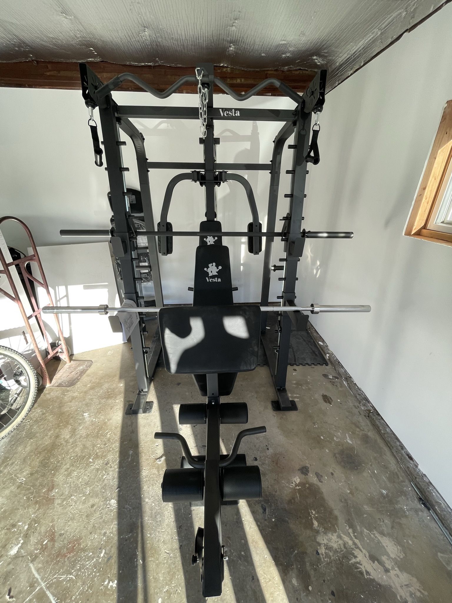 Vesta Fitness Smith Machine 2001 w/Bench Attachment 230lb Bumpers