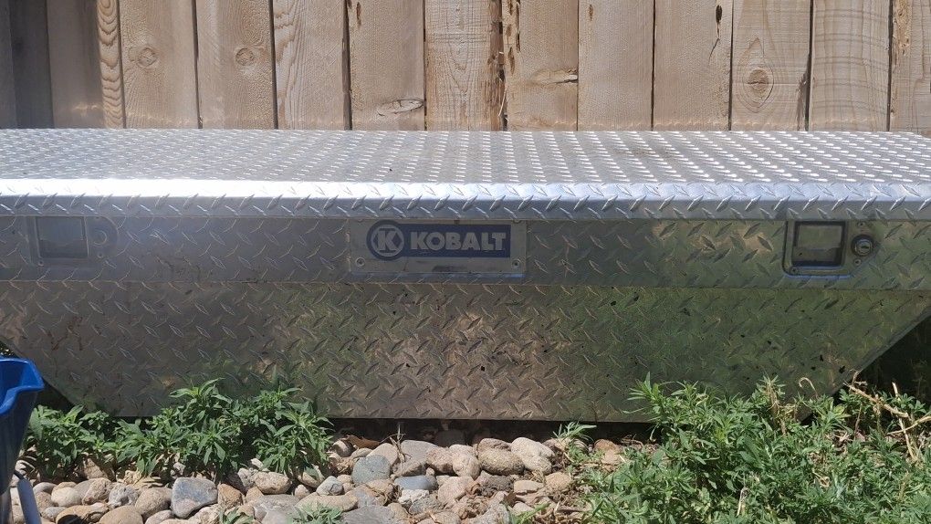 kobalt truck bed tool box