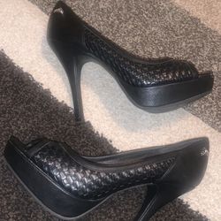 Size 7 Black Heels