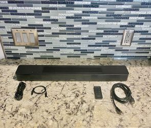 Bose Soundbar 550 Smart Atmos Like New