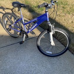 Women’s Schwinn Bike