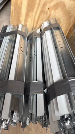Ceiling track. 4foot, 2foot, and 12 foot main