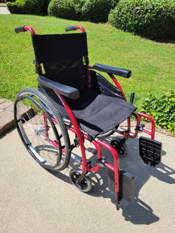 Karma ultralight S-Ergo 115 wheelchair