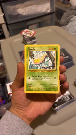 Weedle #069 Base Set Unlimited NM Pokémon Card
