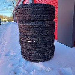 285 45 22 Michelin Defender LTXMS2