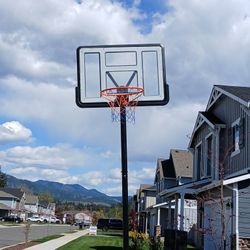 Basketball Hoop 