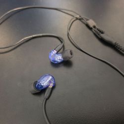 Shure SE215 Special Edition PRO Wired Earbuds, Professional Sound Isolating Earphones, Clear with Deep Bass, Single Dynamic MicroDriver, for Music, Ga