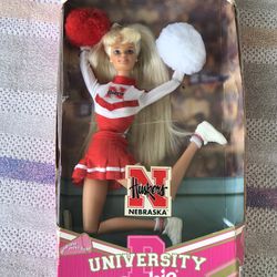University BARBIE Nebraska Barbie -cheerleader