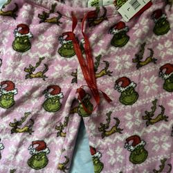 Woman’s Grinch Pajama Pants/pick up  10.00