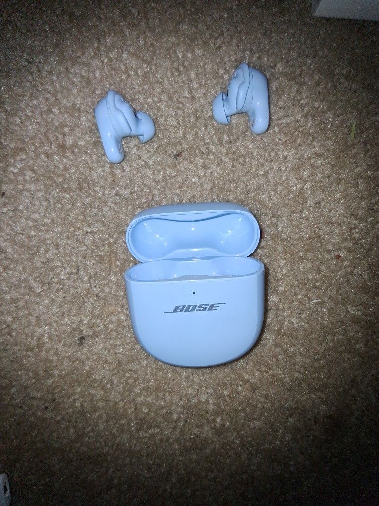 Boss Noise cancellation Earbuds