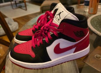 Air Jordan 1 mid 'Bred Toe'