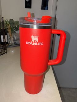 Stanley Valentine’s Day Red 40z