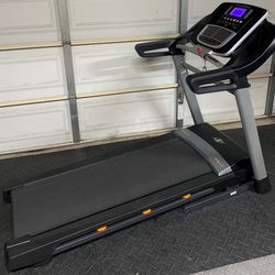 Nordictrack c800 treadmill price sale