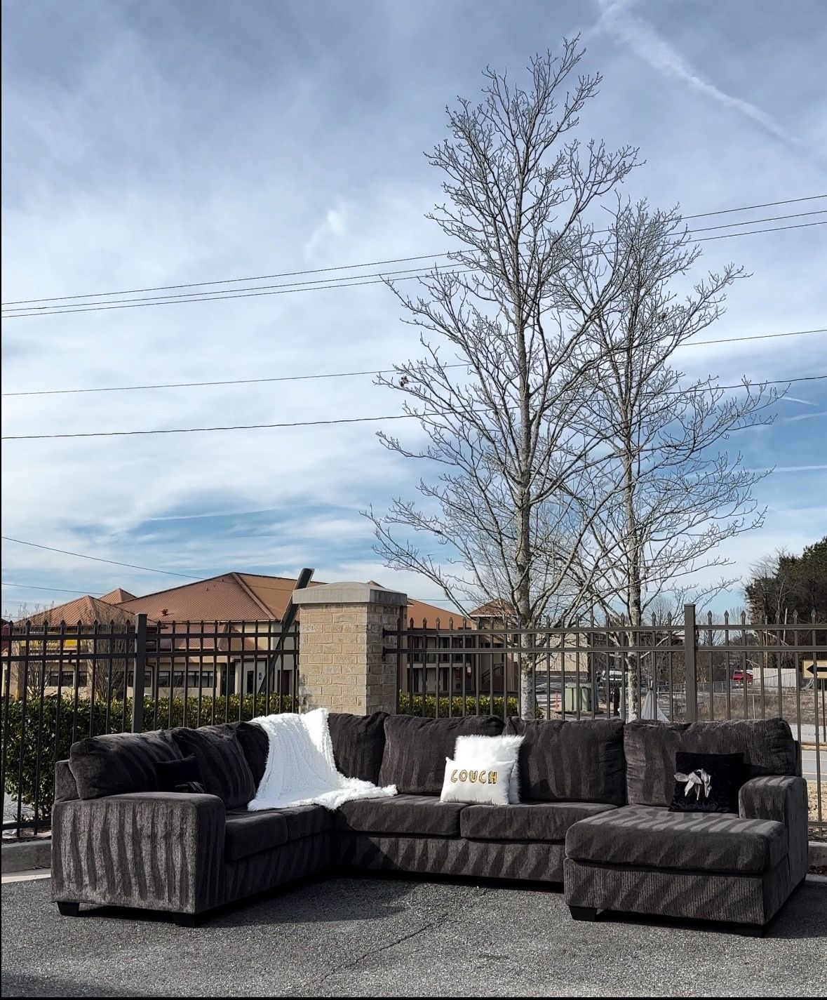 Free Delivery ๐ Dark Gray Ashley Furniture Sectional couch
