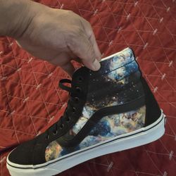 VANS SIZE 11. OFF THE WALL