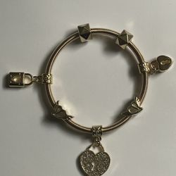 Charm Bracelet ❤️ For Special Someone 