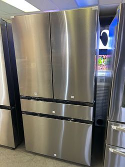 Samsung 4 Door Refrigerator with Chiller
