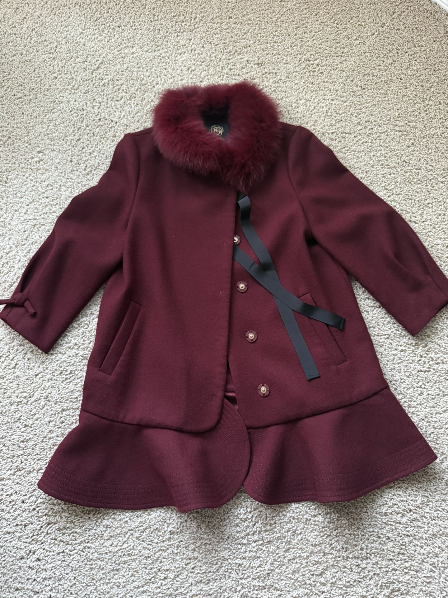 Women’s Wool Jacket With Fur Collar