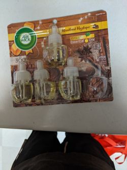 Glade sented oil