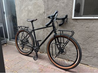 Salsa Vaya Shimano GRX 810 gravel/adventure